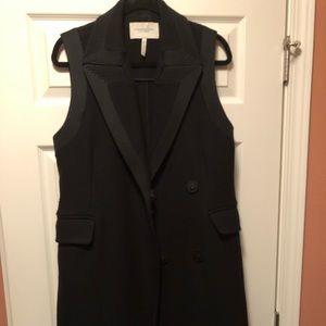 Bcbg maxazria runway collection sleeveless coat